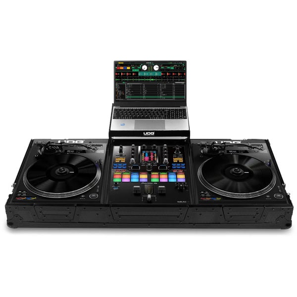 UDG Ultimate Flight Case Set Black Plus voor Pioneer DJ PLX-CRSS12 (met wielen en laptop-shelf)