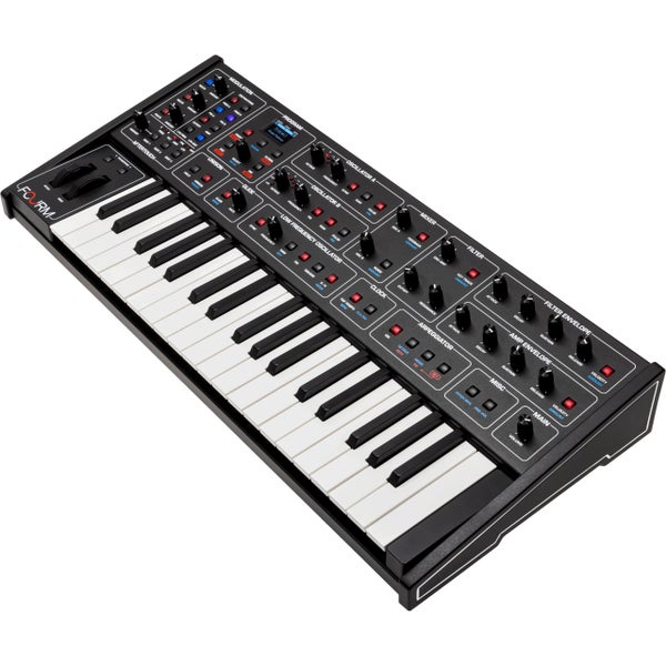 Sequential Fourm Keyboard analoge synthesizer