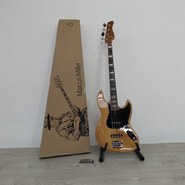 (B-Stock) Sire Marcus Miller V5R 4-String Natural elektrische basgitaar