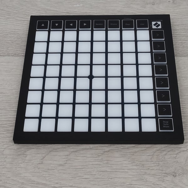 (B-Stock) Novation Launchpad Mini MK3 MIDI Grid Controller