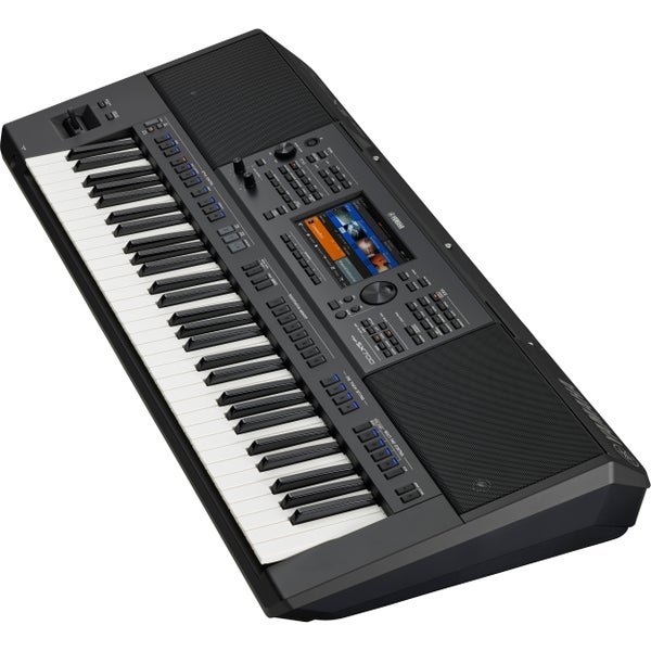 Yamaha PSR-SX700 workstation keyboard