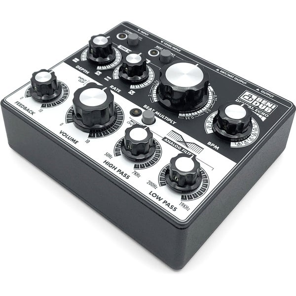 Benidub Digital Echo met EU-stroomadapter